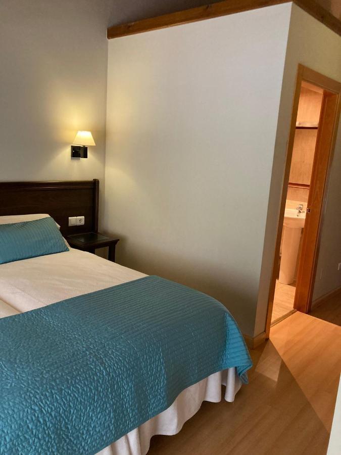 Apartamentos Aldea Del Puente Onís المظهر الخارجي الصورة