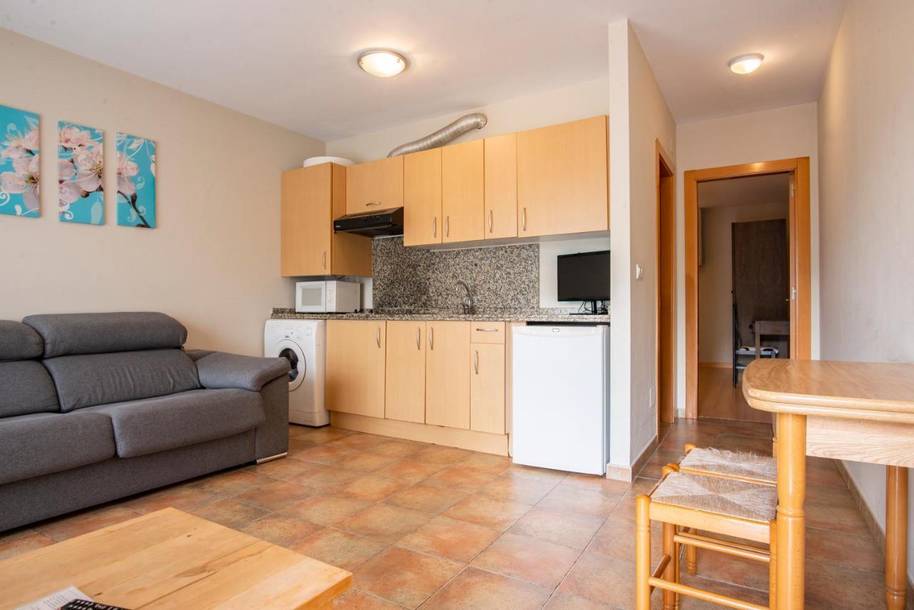 Apartamentos Aldea Del Puente Onís المظهر الخارجي الصورة